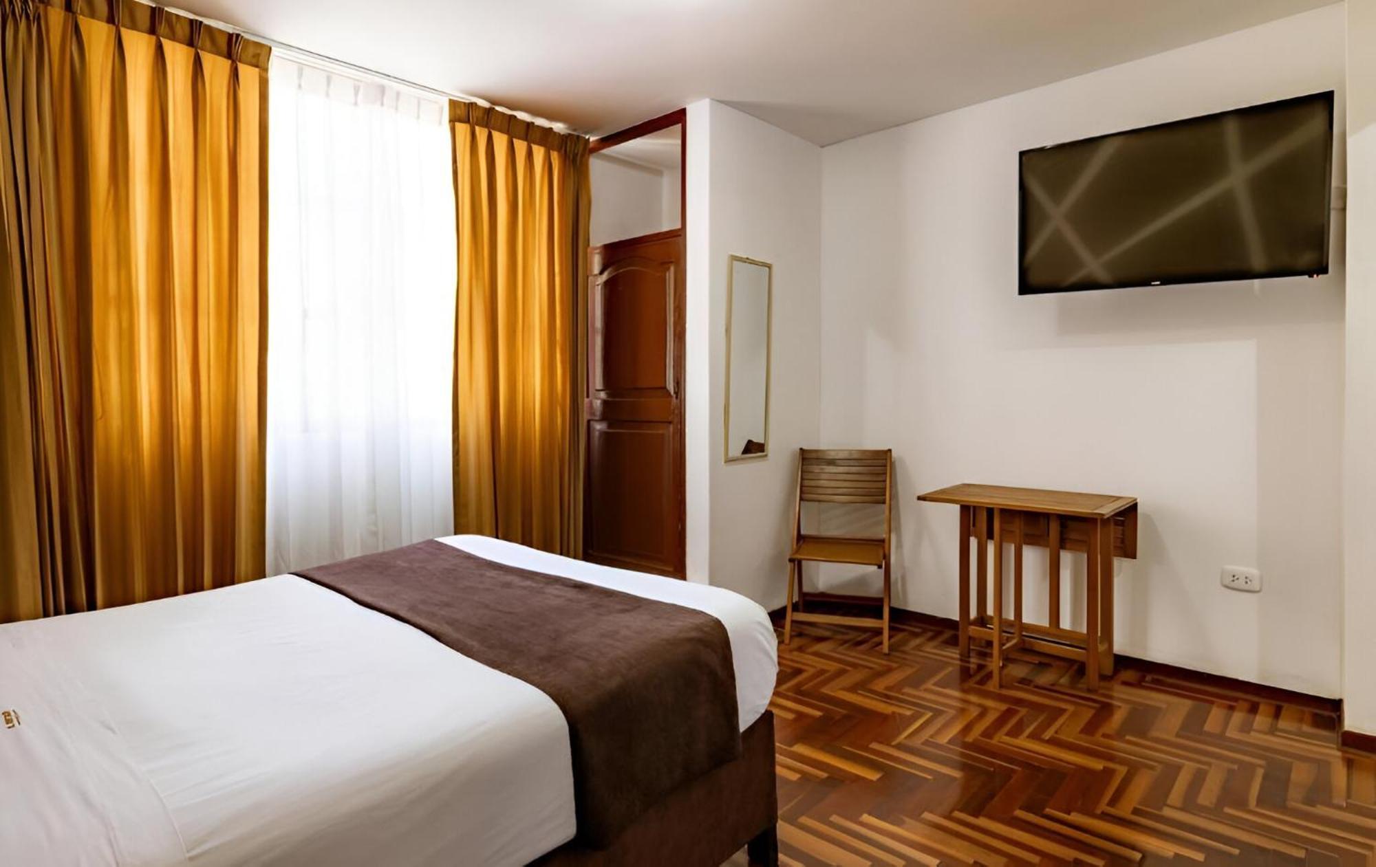 Hotel El Centurion Trujillo Zewnętrze zdjęcie
